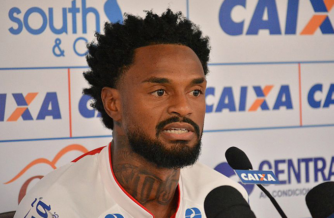 Renê Júnior comemora distância do Z4 e elogia Carpegiani
