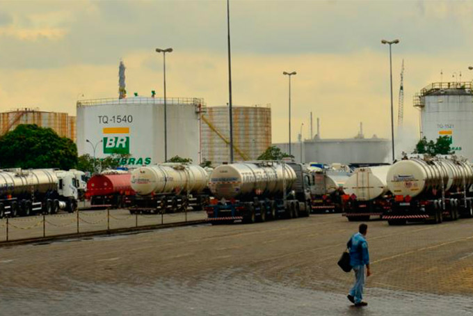 Petrobras anuncia novo reajuste para os combustíveis