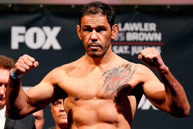 Minotouro é pego no doping e está fora do UFC Canadá