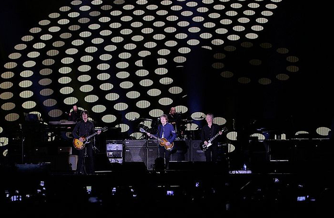 Paul McCartney faz show pela primeira vez em Salvador