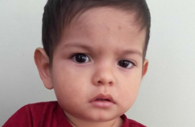 Mulher que 'encontrou' bebê é presa por suspeita de tráfico 
