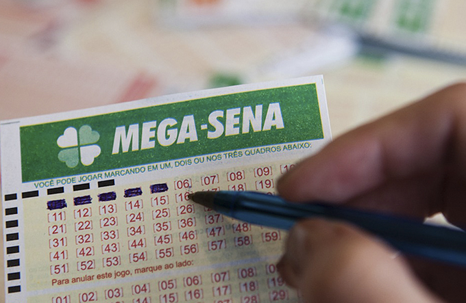 Mega-Sena acumula e deve sortear R$ 20 milhões no sábado