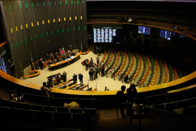 Justiça rejeita acusações contra ex-deputados 