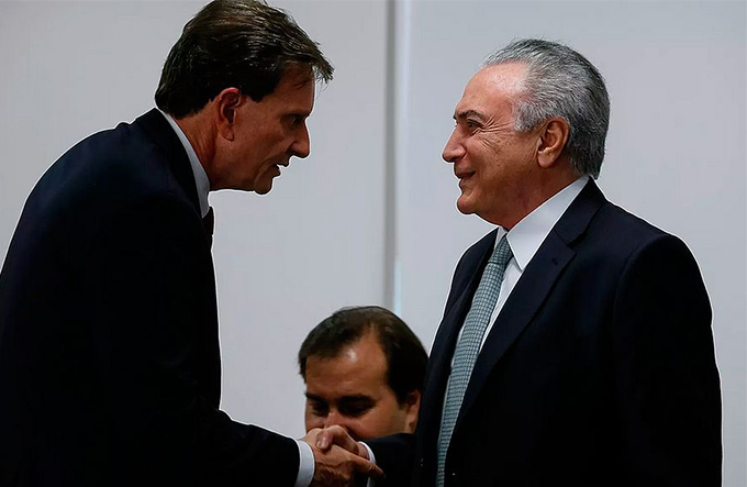 Temer sanciona lei que torna crime hediondo posse ou porte ilegal de fuzil