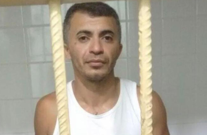 Mulher flagra marido estuprando adolescente e salva menina