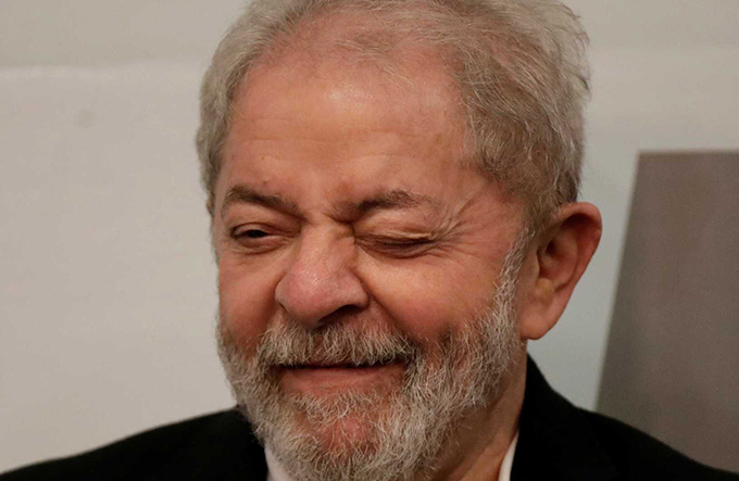 Moro autoriza deslacre e libera acervo presidencial de Lula