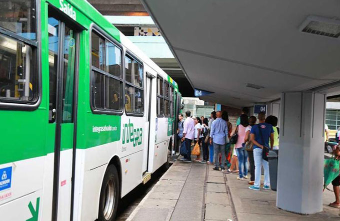 Centrais sindicais ameaçam parar ônibus na Estação da Lapa nesta sexta