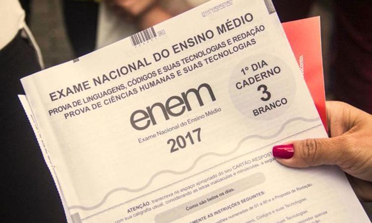 Enem tem 32% de abstenção e 580 candidatos eliminados