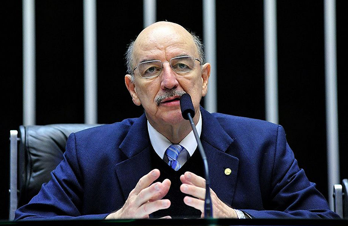Bolsa Família terá aumento real até março ou abril, diz ministro