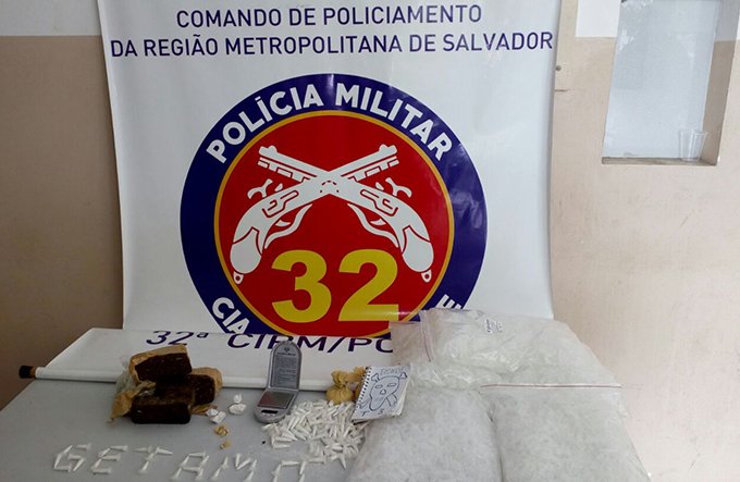 Jovem é preso com drogas dentro de casa em Mata