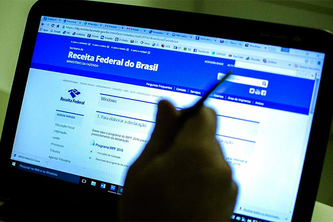 Receita paga hoje o 6ª lote de restituição do IR 2017