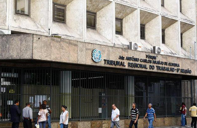 Total de ações trabalhistas cai mais de 90% após reforma