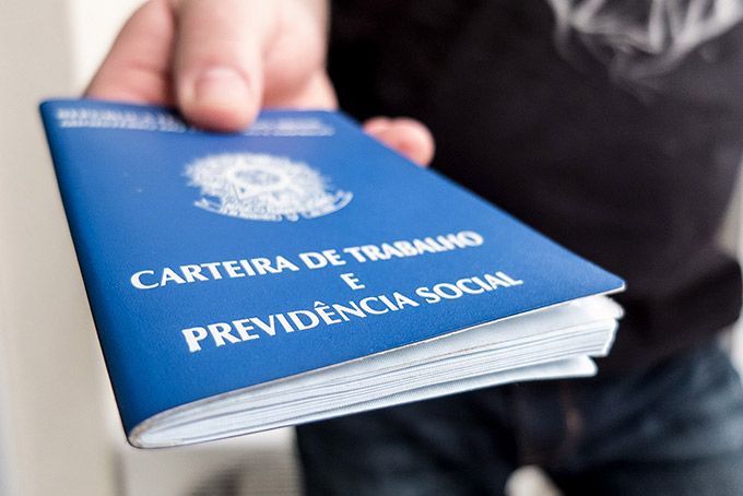 Reforma prevê 40 anos para aposentadoria integral