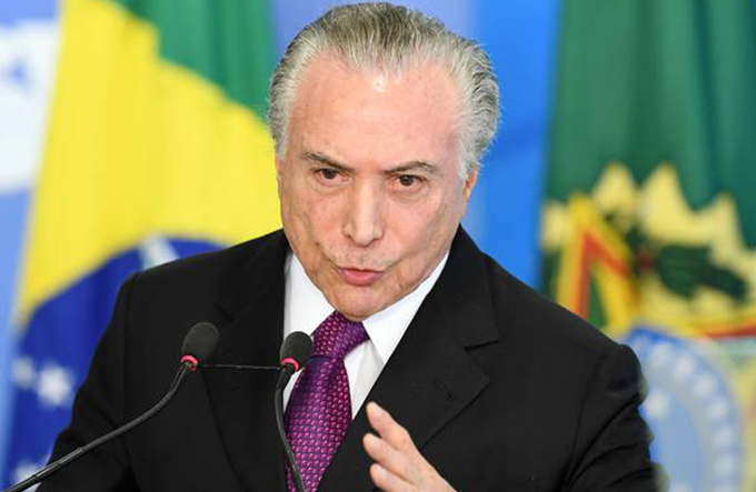 Com obstrução em artéria, Michel Temer faz exames em São Paulo