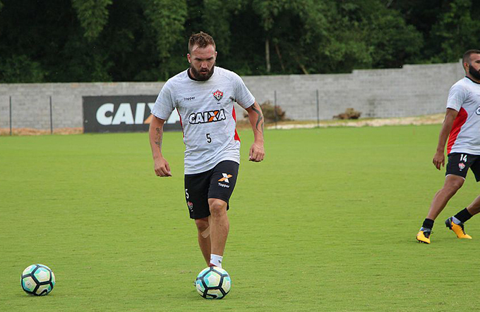 Com presença de Willian Farias, Mancini relaciona 22 jogadores