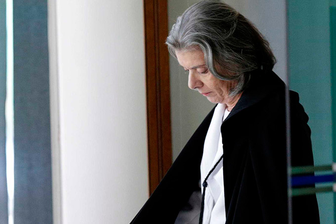 STF julgará em dezembro direito de PF fechar delação