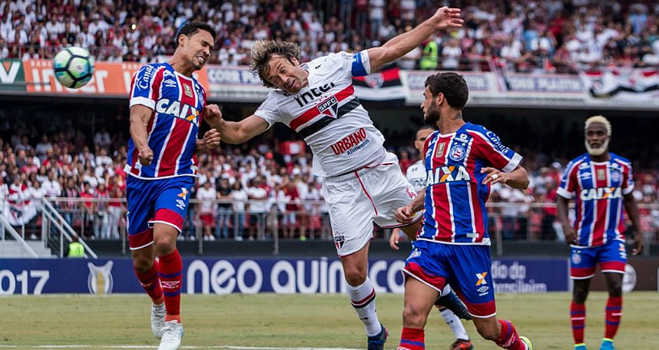 Bahia marca do fim e se despede da temporada com empate