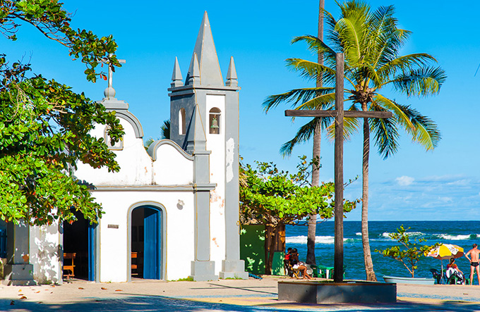 Praia do Forte: Adesivos começam a ser distribuídos hoje
