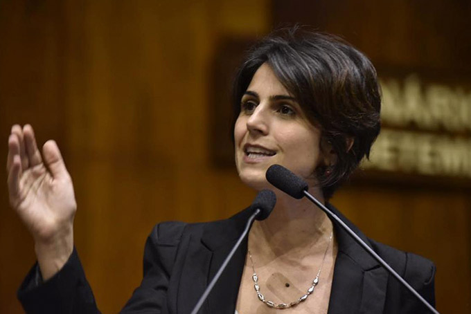 Manuela d’Ávila nega estratégia para fortalecer Lula