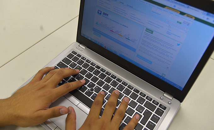 Receita abre consulta ao último lote de restituição 2017