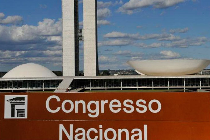 Congresso aprova Orçamento de 2018 com deficit