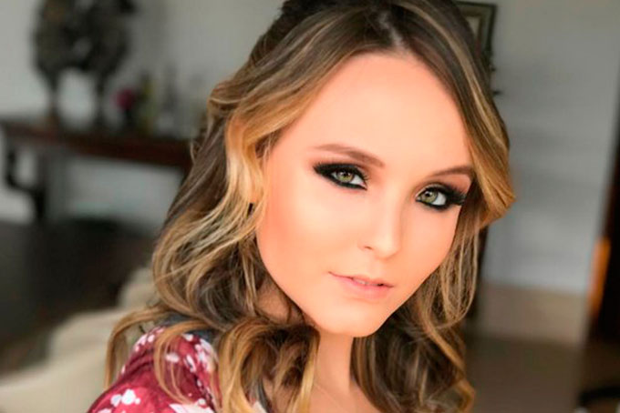 Larissa Manoela está com novo namorado