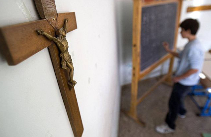 MEC aguarda STF definir sobre ensino religioso nas escolas
