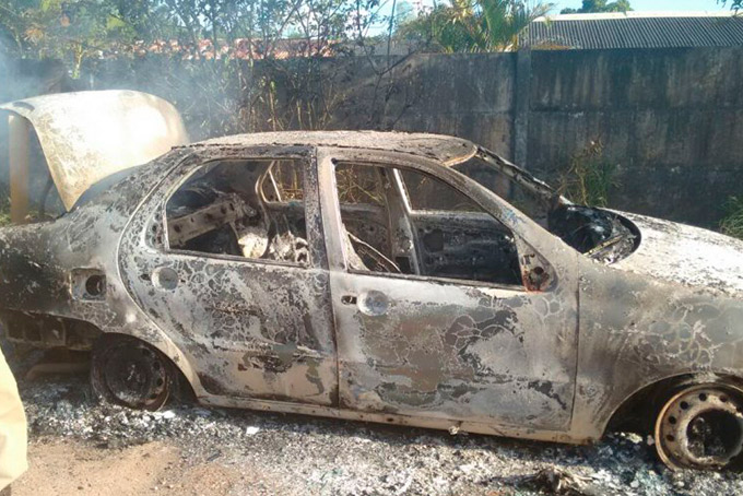 Corpos carbonizados são encontrados em Simões Filho