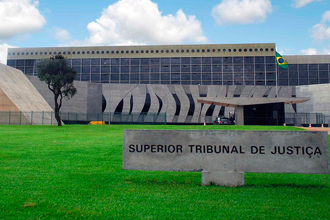 STJ vai gastar R$ 3,9 milhões com carros de luxo