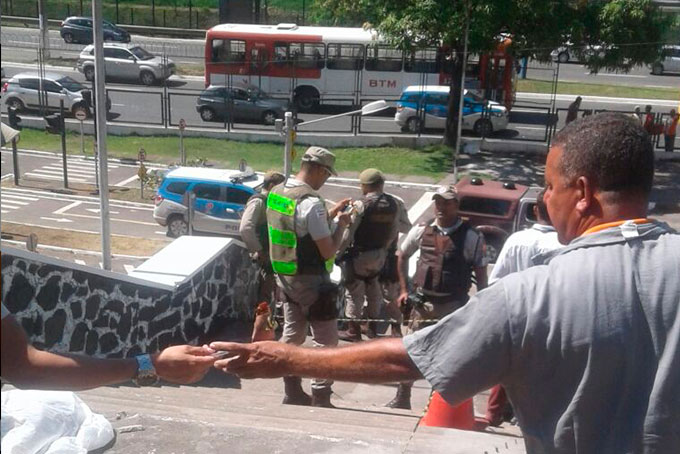 Mulher é morta pelo ex-marido dentro do prédio do Detran