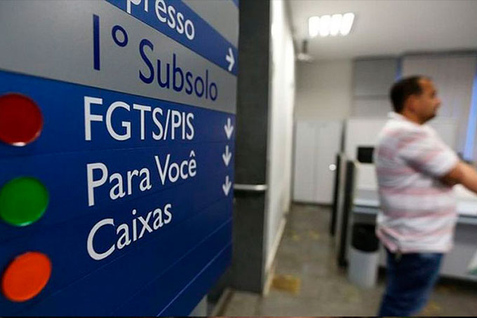 Saque do abono salarial 2015 só pode ser feito até esta quinta