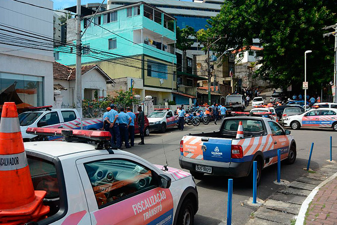 Mais de 5 mil motoristas foram autuados em Salvador