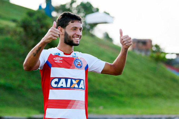 Juninho Capixaba agradece e se despede do Bahia pelo Instagram