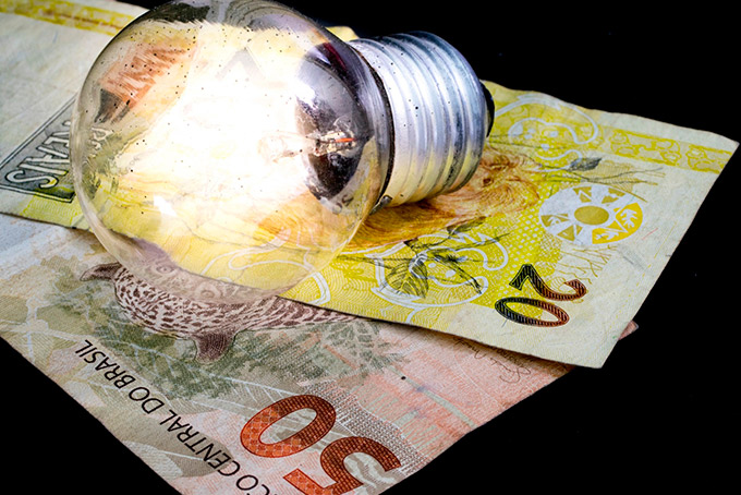Tarifa branca pode baratear conta de luz 