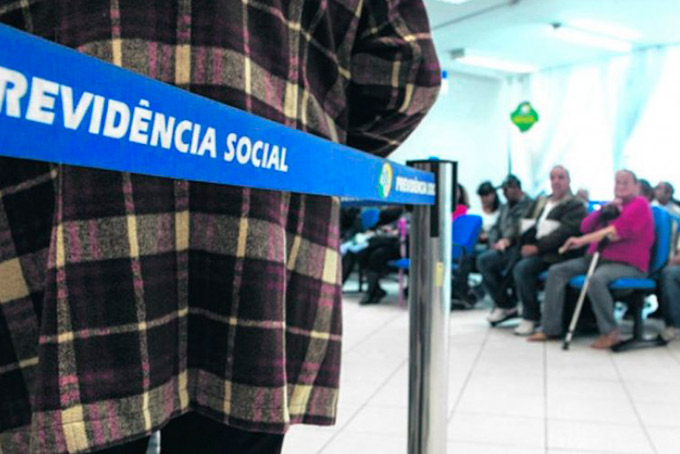 Planalto avalia flexibilizar mais a reforma da Previdência
