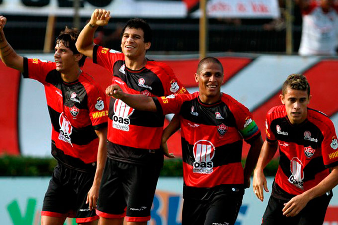 Vitória decide classificação na Copa São Paulo nesta terça