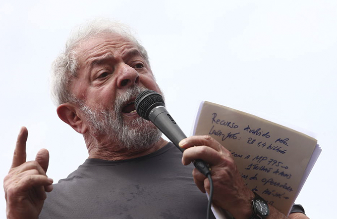 Lula não deve ir a Porto Alegre para julgamento