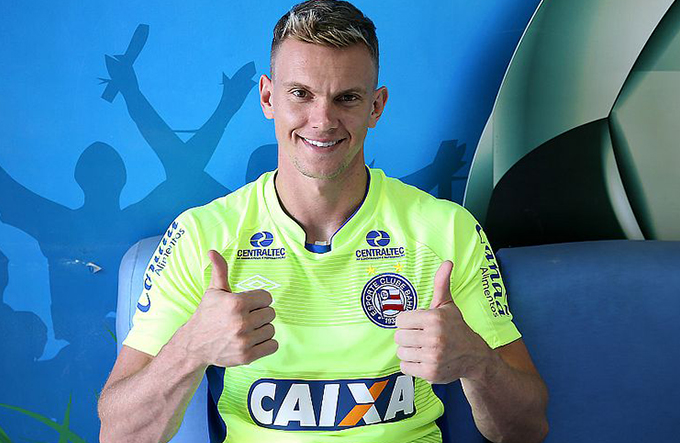 Apresentado, candidato a novo paredão tricolor diz estar no auge