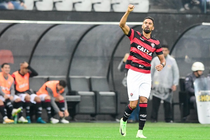 Santos quer investir no atacante Tréllez