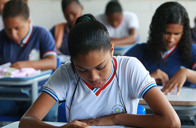Escolas estaduais matriculam a partir desta terça-feira (16)