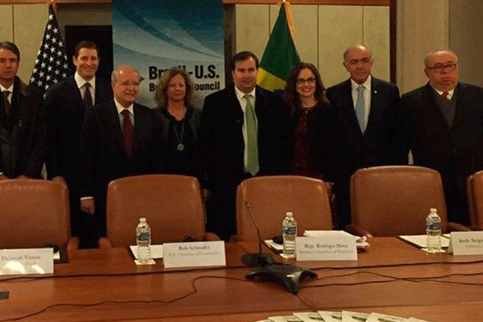 Não há 'nenhum otimismo' sobre a reforma da previdência, diz Maia 