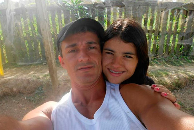 Ex-namorado de Suzane von Richthofen deixa prisão 