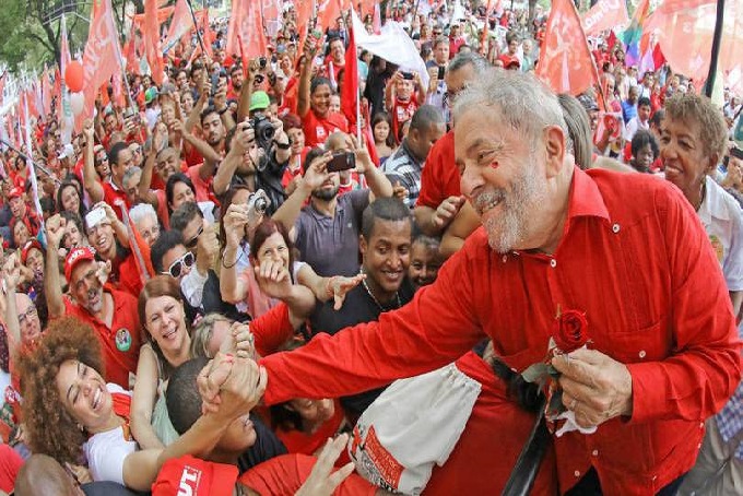 Lula fecha roteiro de caravana pela região Sul em março
