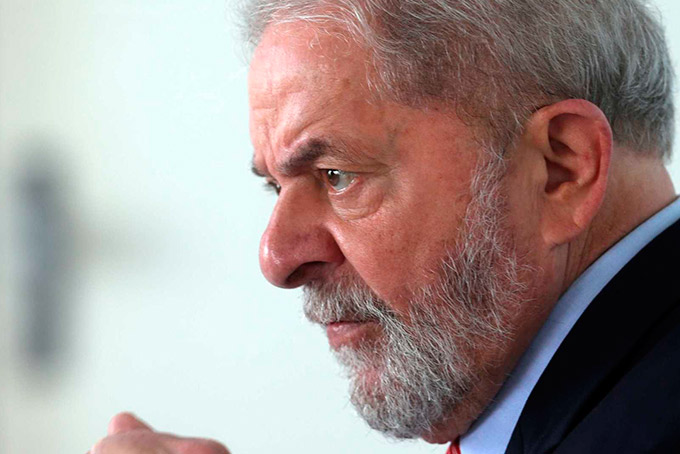 Economistas esperam julgamento por 3 x 0 contra Lula
