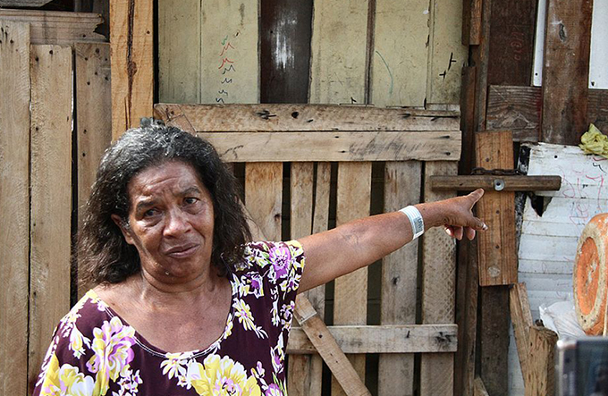 Morte de menina: dupla de PMs terá de entregar arma para perícia