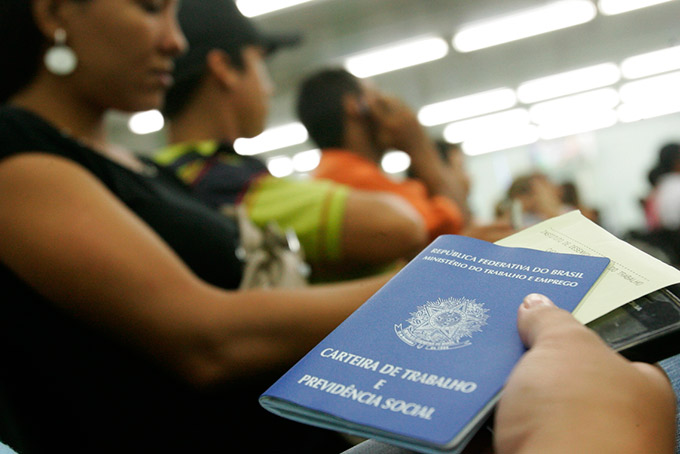 Bahia fecha quase 13 mil postos de trabalho em 2017