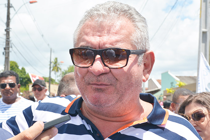  Pré-candidato ao Senado, Ângelo Coronel participa da Lavagem 