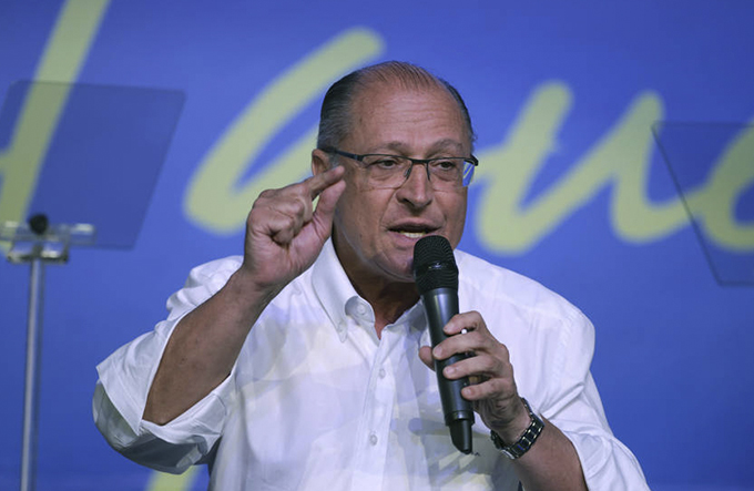 'Até que não é alto', diz Alckmin sobre sua rejeição de 26%