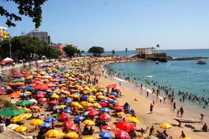 Homem morre afogado na praia do Porto da Barra