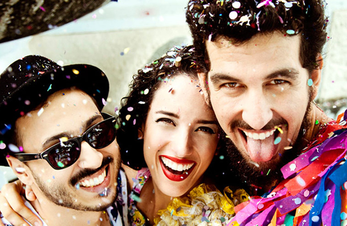 Bailinho de Quinta e Rixô Elétrico animam Carnaval do litoral matense